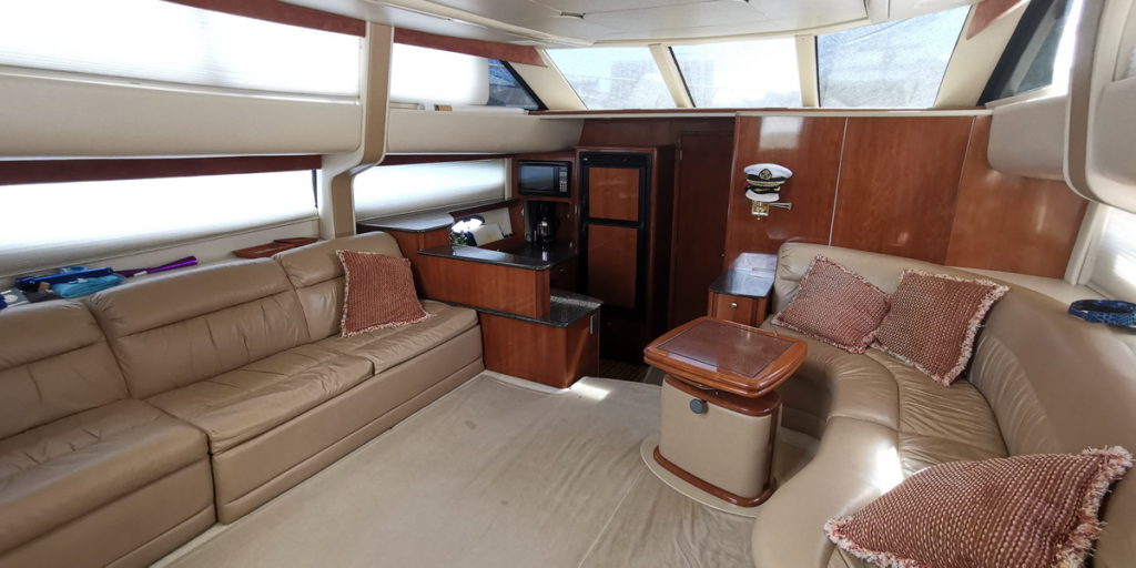 Cancun yacht club Meridian boat